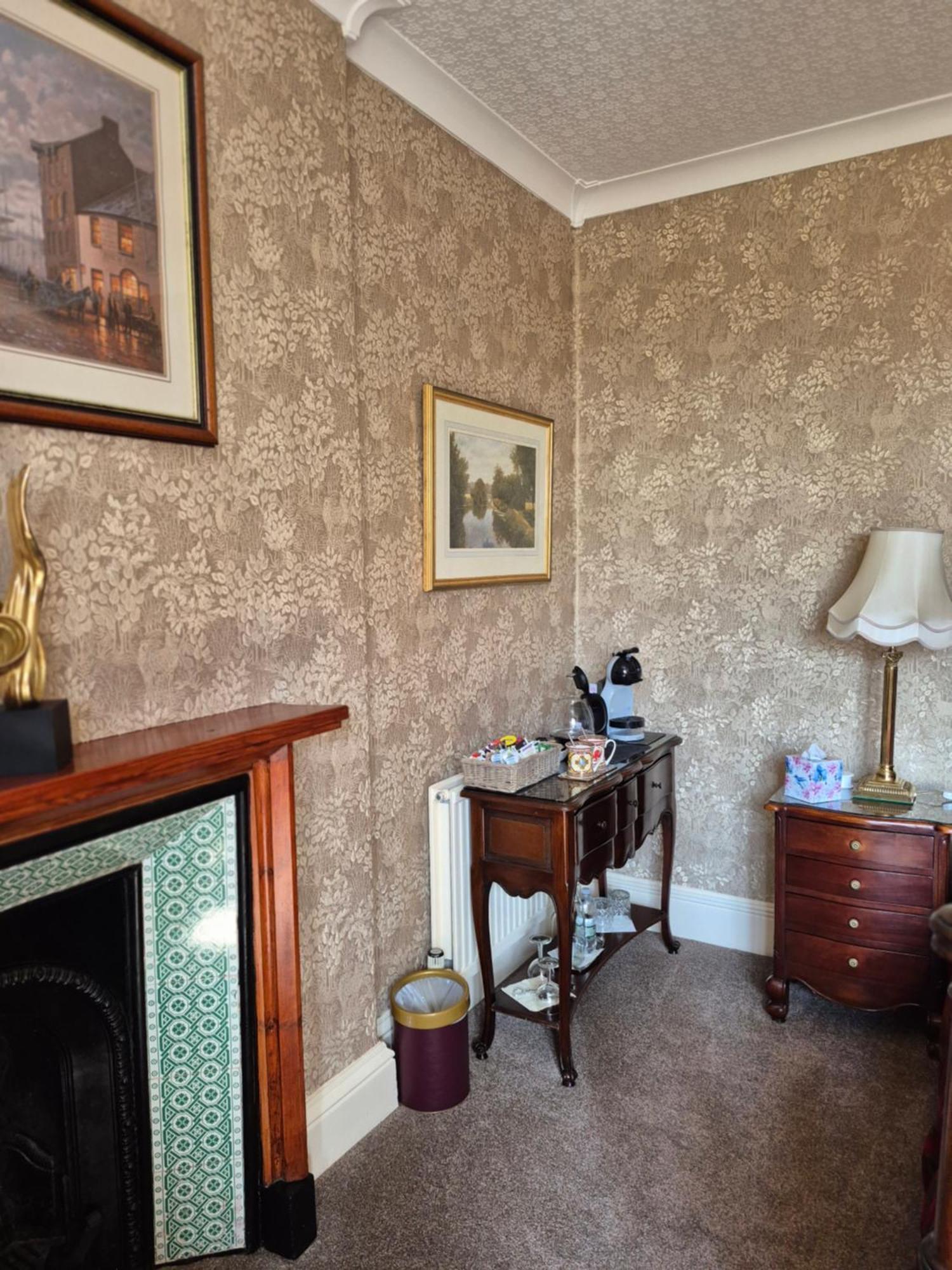 St David'S Guesthouse 하버포드웨스트 외부 사진