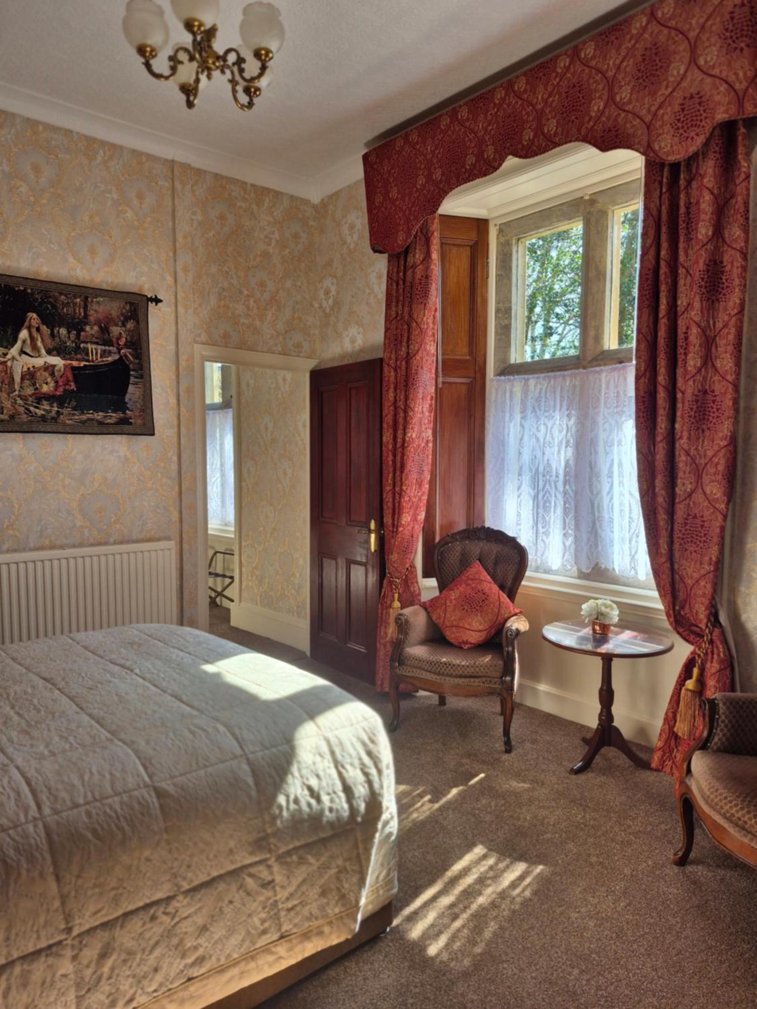 St David'S Guesthouse 하버포드웨스트 외부 사진