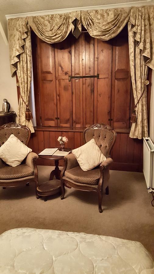 St David'S Guesthouse 하버포드웨스트 외부 사진